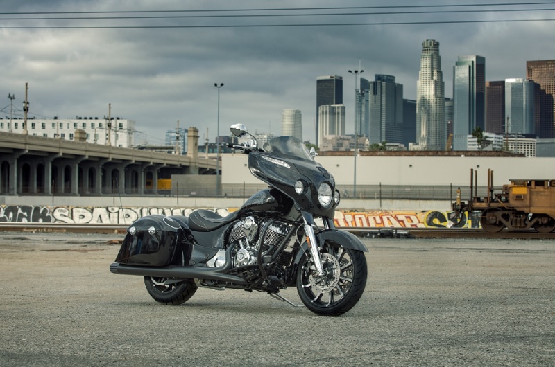 bagger indian motorcycle