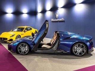 Maserati GranTurismo Trofeo & MC20 Cielo @ G7 Sala de Prensa Fiera del Levante 01 130624