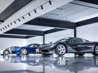 Descubierto a los treinta: Classic Driver y Kiklo Spaces celebran el McLaren F1 con una docena de autos alineados 01 140922