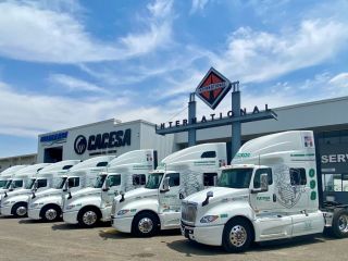 Navistar Plateros Trucking 01 171122