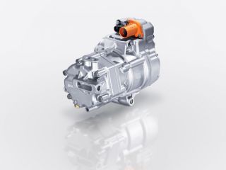 Con 18 kW de potencia, el compresor MAHLE E es actualmente el compresor de aire acondicionado eléctrico de mayor rendimiento en el mercado. 01 291122