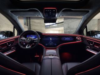 Mercedes-AMG y will.i.am lanzan la experiencia inmersiva MBUX SOUND DRIVE en CES 2024 01 090124