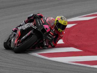 Nuevo triunfo del español Aleix Espargaró 01 030923