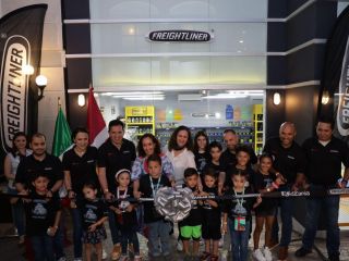 Daimler Truck México en alianza con KidZania 01 290722