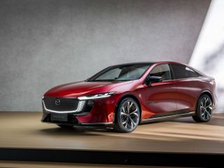 El nuevo Mazda6e se presenta en el Salón del Automóvil de Bruselas 01100125