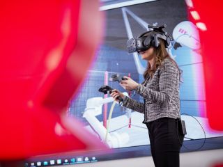La encuesta de ABB revela que la reindustrialización está en riesgo debido a la "brecha educativa" global en la automatización 01 130922