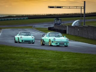 Dos Porsches Special Broad Arrow protagonizan la película de Henry Catchpole Hagerty 01030225