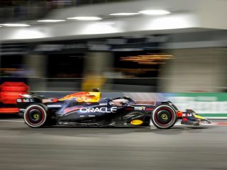 El piloto neerlandés Max Verstappen, de Red Bull Racing, durante el Gran Premio de Fórmula Uno de Las Vegas en el que se ha proclamado tetracampeón del mundo. EFE/EPA/SHAWN THEW 01241124