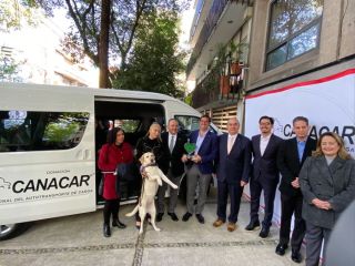 Canacar dona unidad Foton 01 150123