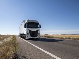 IVECO se une a 27 empresas europeas en las conversaciones sobre el desarrollo del biometano con el Comisario de Energía de la UE