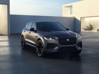 Jaguar F-PACE 01 120422