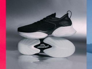 McLaren Automotive y la marca de zapatillas de deporte de lujo Athletic Propulsion Labs inician el nuevo año con tres nuevas combinaciones de colores 01 110123