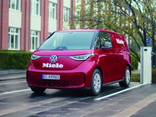 Miele ha recibido su primera identificación totalmente eléctrica. Furgoneta Buzz Cargo en el REINO UNIDO 01 020523