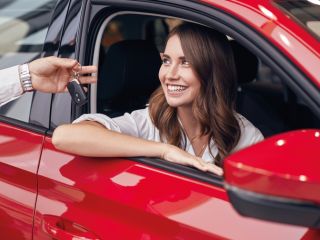 2 de cada 10 personas que contratan un financiamiento automotriz son mujeres: BitCar 01310325