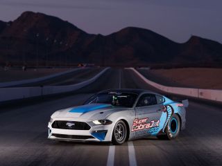 Mustang Super Cobra Jet 1800 eléctrico 01 130423