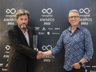 Premios Newspress 2022 - Mike Rutherford (izquierda) y Tim Barfoot (derecha) 01 220722