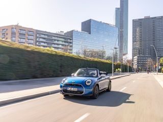 MINI Cooper Convertible S 01140525