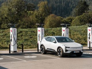 Polestar presenta Plug & Charge para los clientes de Polestar 3 01250924