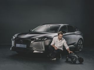 DS DESIGN STUDIO PARIS ha creado un andador para bebés, inspirado en la exclusiva DS 4 E-TENSE 225 PERFORMANCE LINE 01 161222