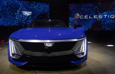 Vista de un automóvil Cadillac Celestiq, en una fotografía de archivo. EFE/Etienne Laurent 01 031023
