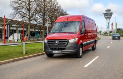 Mercedes-Benz eSprinter y Sprinter 01190124