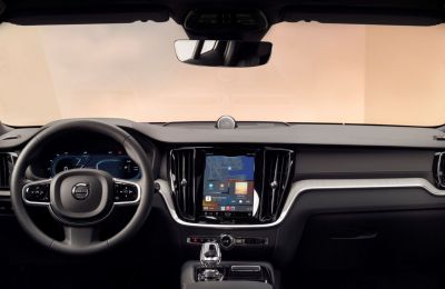 Nueva actualización inalámbrica para automóviles Volvo ahora disponible, que agrega compatibilidad con Apple® CarPlay® 01 260722