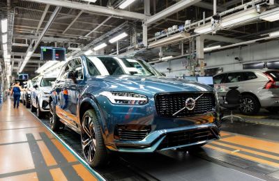 El último vehículo diésel de Volvo Cars sale de la línea de producción 01 270324