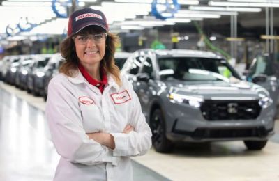 Las líderes de Honda fueron honradas como "100 mujeres líderes en la industria automotriz de América del Norte" 01190525