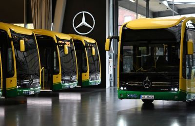 Mercedes Benz Autobuses 01 080323