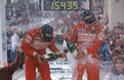 30 AÑOS DEL TRIUNFO DE TOYOTA Y CARLOS SAINZ EN EL MUNDIAL DE RALLYS