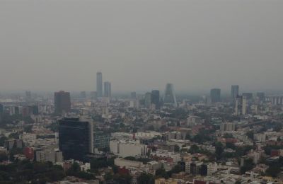 Fotografía de archivo tomada con un dron, que muestra altos índices de contaminación en la Zona Metropolitana del Valle de México.