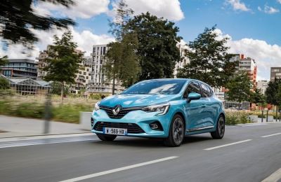 Imágenes cedidas por la marca del Renault E-Tech hibrido.