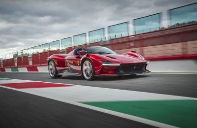 Ferrari Daytona SP3 01 310322