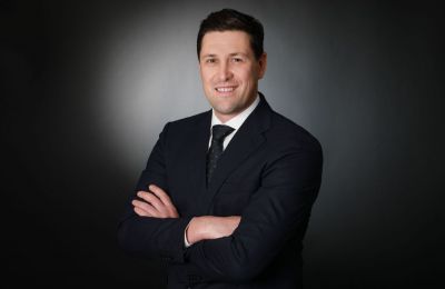 Andreas Bareis nombrado presidente regional de Aston Martin Europa 01 121222