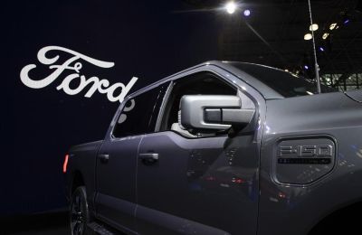 Vista del modelo Ford electric F-150 en el Salón Internacional del Automóvil de Nueva York (EE.UU.). EFE/Sarah Yenesel 01 100423
