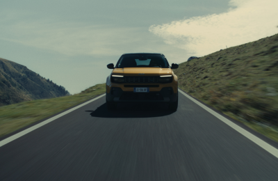 El Jeep® Avenger protagoniza la serie digital "Concentrated Freedom" 01 241022