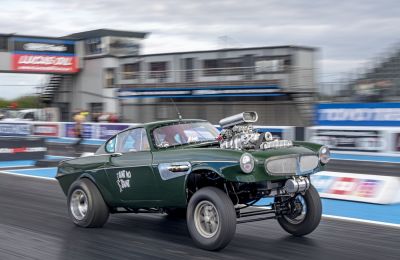 Crédito Santa Pod Raceway Volvo P1800