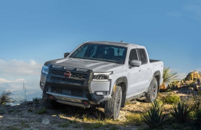 Nissan Frontier V6 PRO-4X 2025 01200125
