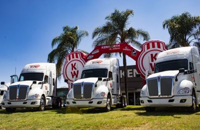 Kenworth T680 Clásicos 01 300522