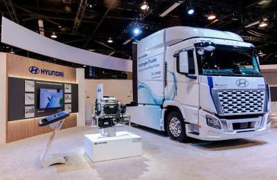 Hyundai Motor presenta el nuevo camión de pila de combustible de servicio pesado XCIENT en ACT Expo 2025 01290425