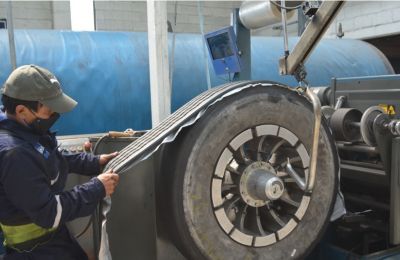 Corporativo UNNE: el uso de llantas renovadas en el sector de logística y transporte, contribuye al ahorro de costos y mejorar el medio ambiente