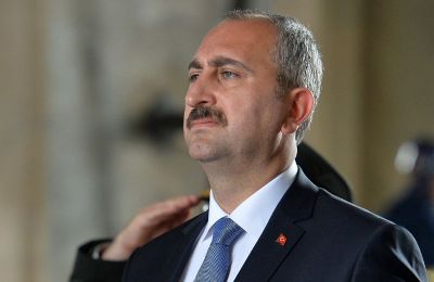 El ministro turco de Justicia, Abdulhamit Gul.
