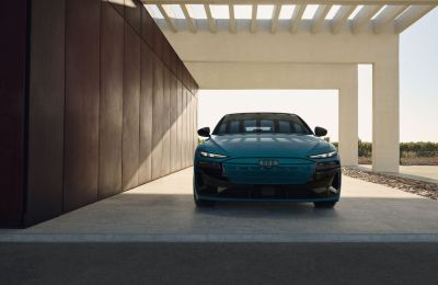 Audi S6 Sportback e-tron 2025 01120325