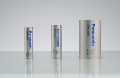 Baterías cilíndricas de iones de litio para automóviles fabricadas por Panasonic Energy 01 220623