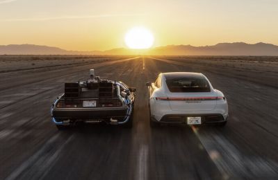 Más de 1,21 gigavatios para viajar de Regreso al Futuro