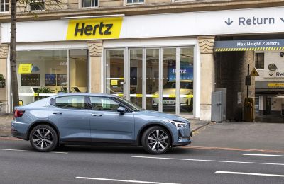 Hertz y Uber amplían su asociación para llevar hasta 25.000 vehículos eléctricos a las capitales europeas 01 170123