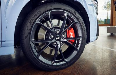 Pirelli P Zero en el Hyundai Kona N