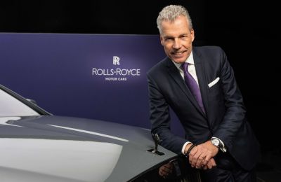 Torsten Müller-Ötvös, director ejecutivo de Rolls-Royce Motor Cars 02 - 011022