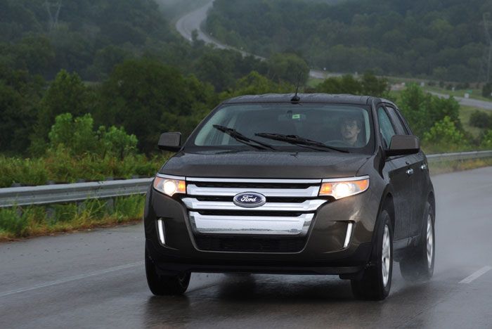 Ford Edge 2011.