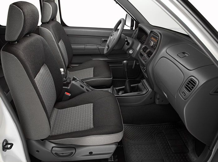 Nissan Frontier XE 2011.